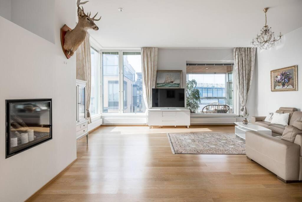 Spacious Home With Four Terrace, Sauna, Sea View Helsinki Buitenkant foto