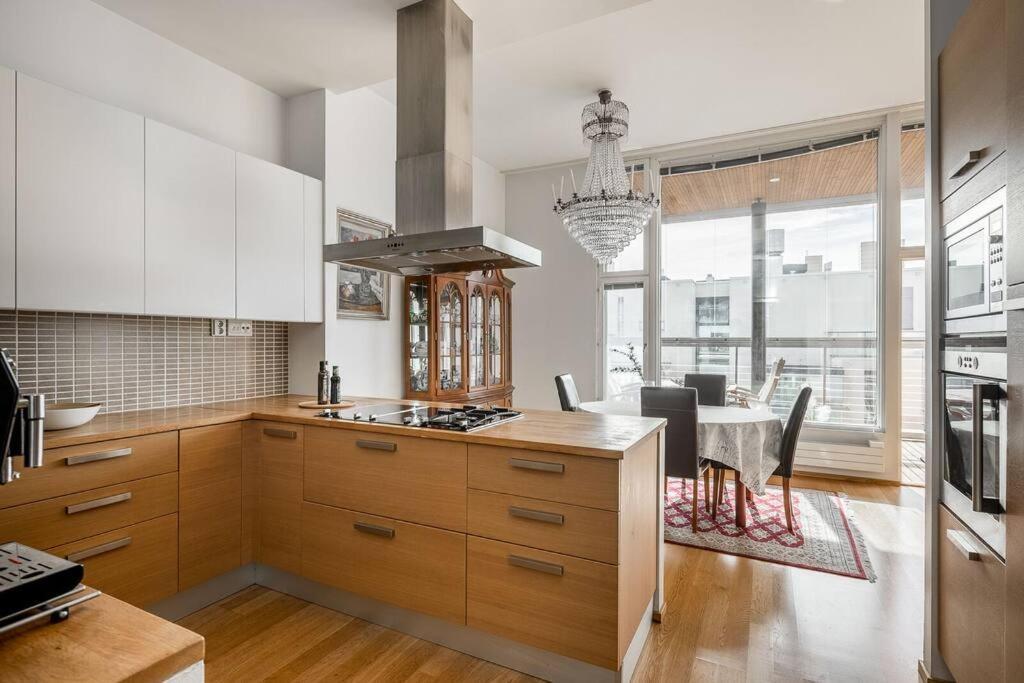 Spacious Home With Four Terrace, Sauna, Sea View Helsinki Buitenkant foto