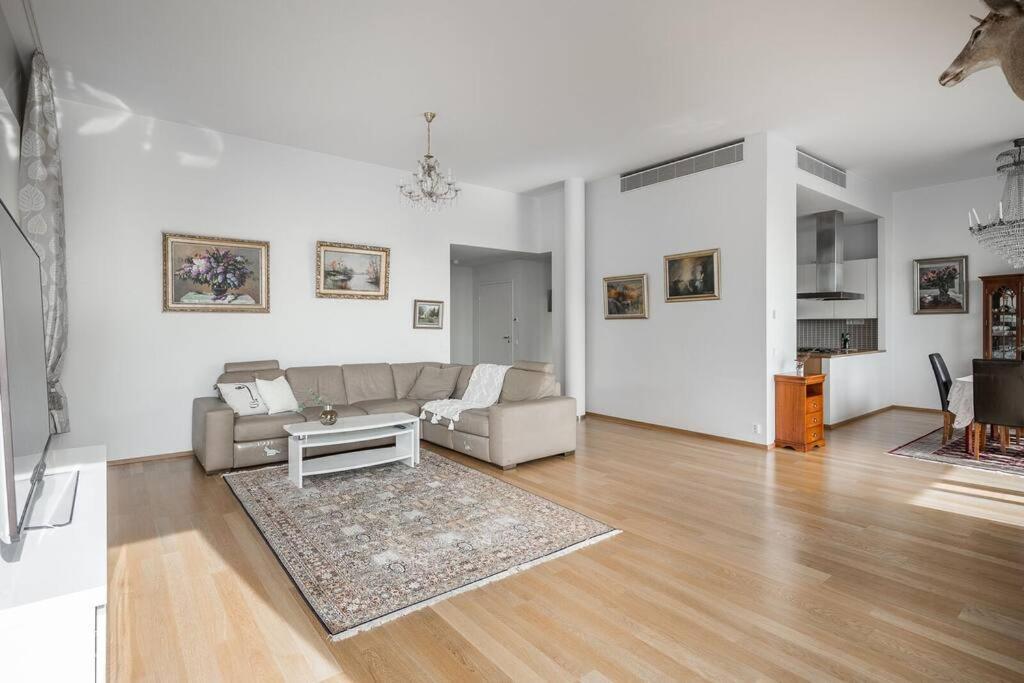 Spacious Home With Four Terrace, Sauna, Sea View Helsinki Buitenkant foto