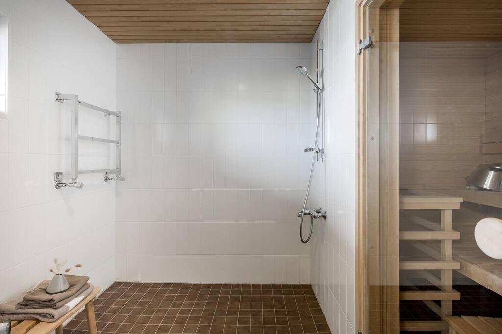 Spacious Home With Four Terrace, Sauna, Sea View Helsinki Buitenkant foto