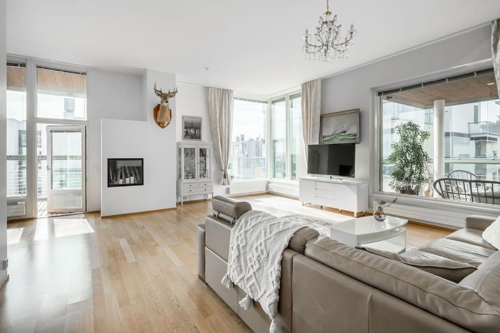 Spacious Home With Four Terrace, Sauna, Sea View Helsinki Buitenkant foto