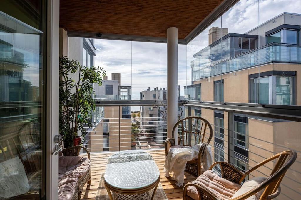 Spacious Home With Four Terrace, Sauna, Sea View Helsinki Buitenkant foto