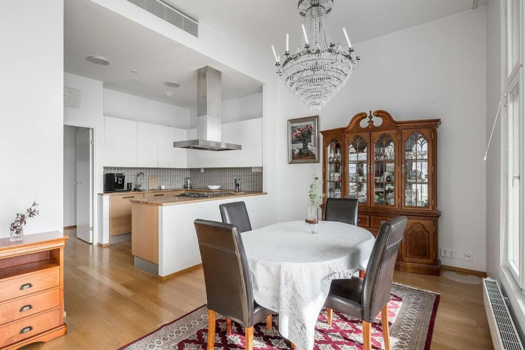 Spacious Home With Four Terrace, Sauna, Sea View Helsinki Buitenkant foto